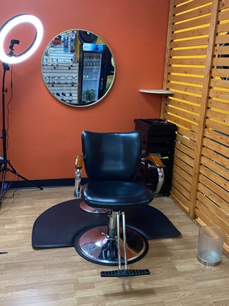 Unlock Your Potential: Elevate Your Beauty Business with a Salon Booth Rental
