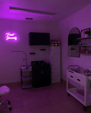 Modern, Luxurious Salon & Studios