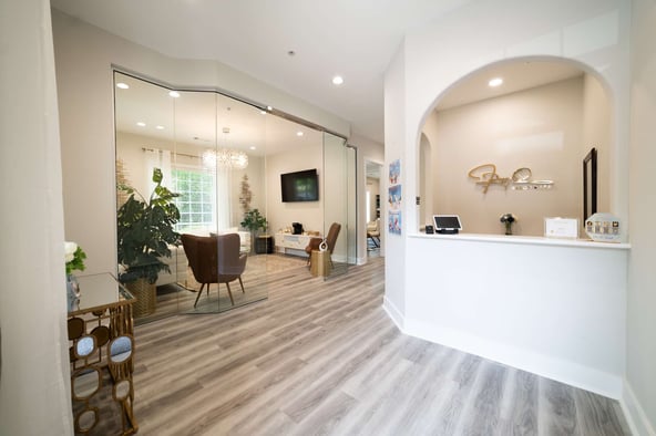 Large & Sunny 12×12 Private Room for rent