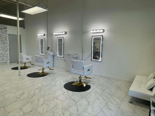 Salón Booths available
