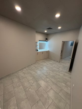 salon suite rental