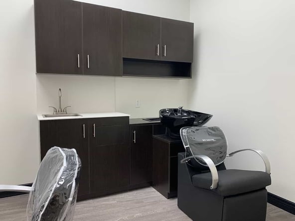 MY SALON Suite in Independence Plaza Selden, NY – Salon Suite for Rent