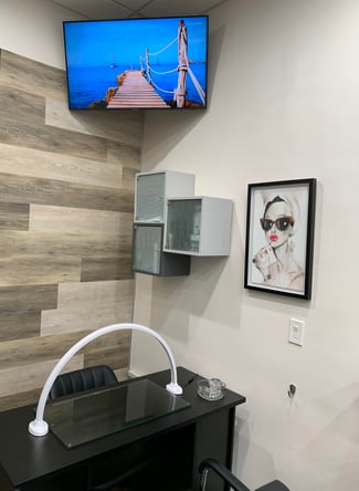 Salon booth rent