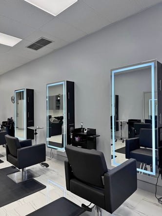 Salon Booth Rental Located In Dunedin!