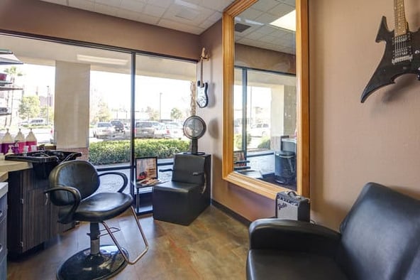Sola Salon Studios in El Cajon, CA – Salon Suite for Rent