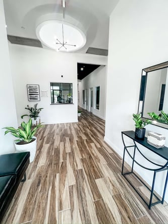 Freshly Renovated Suites Close to Southlake Town Center