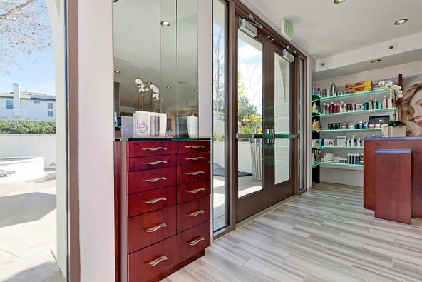 Luxury Booth Rental in Affluent San Diego