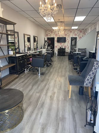 Chair rental available in busy salon!!