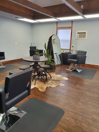 Booth rental available in a quaint, chill salon in Spokane Valley, Wa
