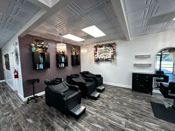 Booth Rent Available at Velvet Root Salon in Lee’s Summit