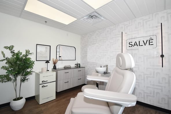 Sola Salon Studios in East Longmeadow, MA – Salon Suite for Rent