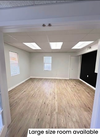 Salon Chair for Rent at Golden Cuts Color – San Rafael, CA