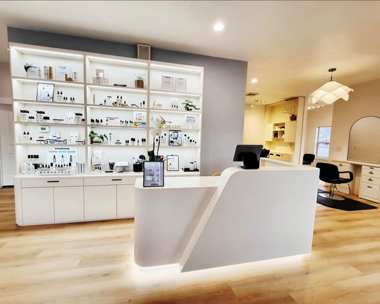 Exciting Opportunity for Beauty Professionals!