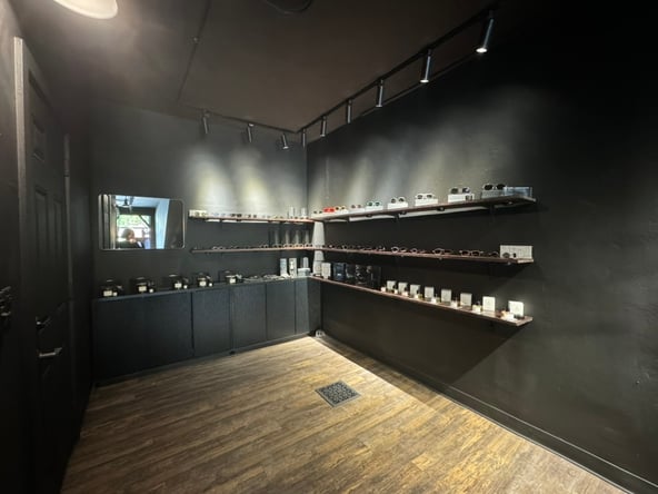 Amazing space for Salon Sublease. ready to move in