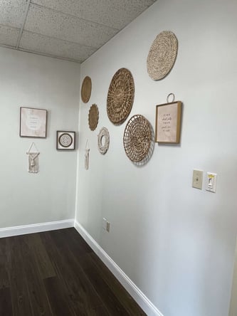 5th Street Beauty Bar Salon Suites Now Available