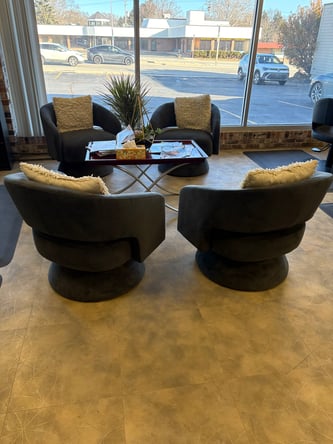 salon station for rent in Wauwatosa