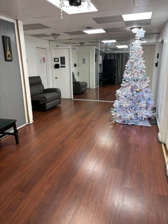 Private Salon Room for Rent – Perfect for Beauty Professionals
