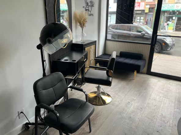 Brooklyn Beauty Booth Rental | $175/Week Founding Rate | WiFi + Utilities Included