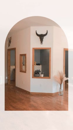 Booth renters wanted