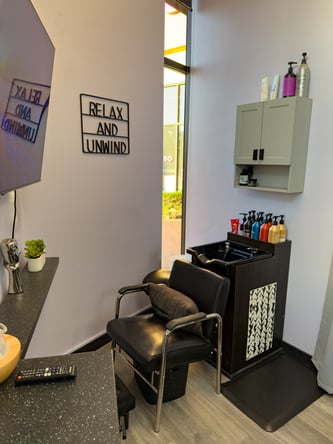 Luxury Salon Suite for Rent