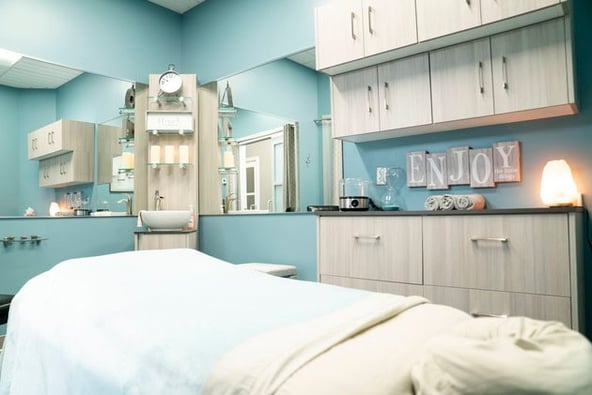Sola Salon Studios in Portsmouth, NH – Salon Suite for Rent