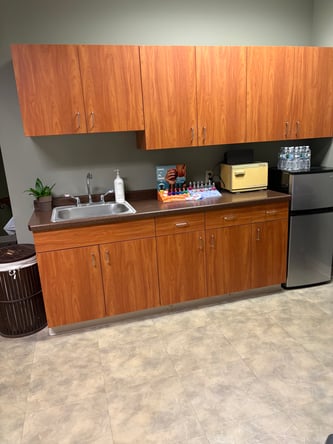 salon station for rent in Wauwatosa
