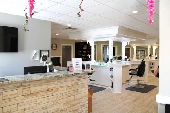3 Chair Rentals Available in Popular Salon BLINK BEAUTIQUE