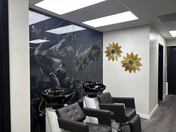 Now Renting Private Salon Suites on Ventra Blvd Woodland Hills Ca.