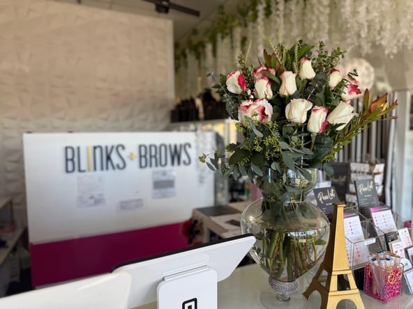 Beautiful Salon Booth for rent!!