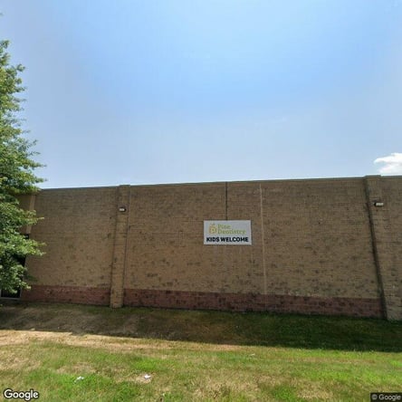 Sola Salon Studios in Woodbridge, VA – Salon Suite for Rent