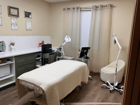 Beauty Spa Room for Rent in Cypress