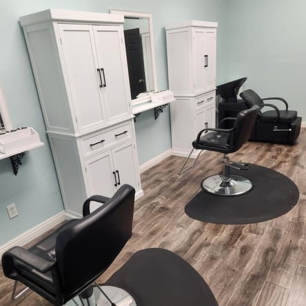Spacious Double Salon Suite For Rent