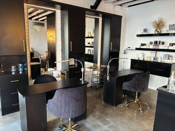 Manicurist Booth Rental
