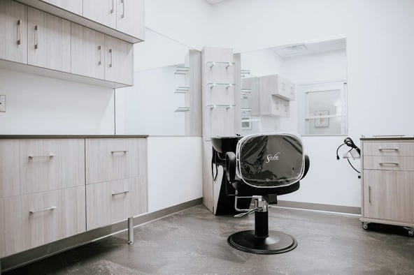 Sola Salon Studios in Pooler, GA – Salon Suite for Rent