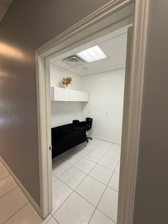 Esthetician room for rent, spa room, tattoo room