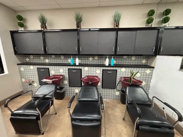 Forme Salon Station Rentals