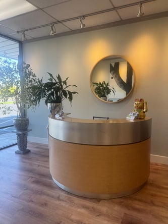 ✨ Now Leasing Salon Spaces in Sacramento to Nail Techs, Stylists, and Barbers✨