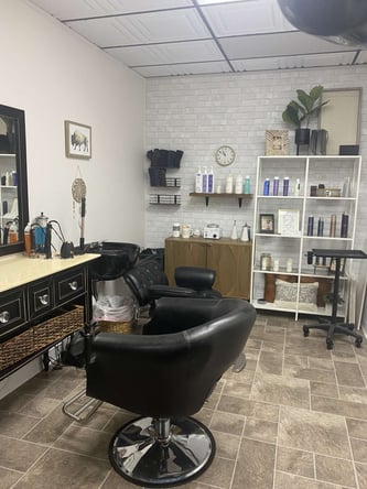 Looking for a salon home? We’re hiring independent stylists to join our cozy, boutique salon!