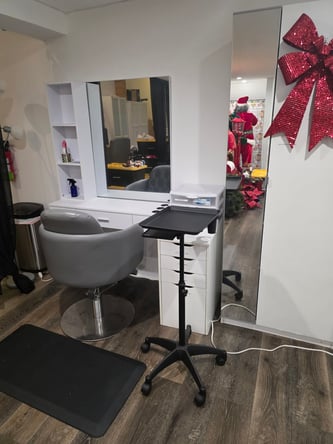 DTLA Hair Stations for Rent | $400/week | Secure, Boutique Setting