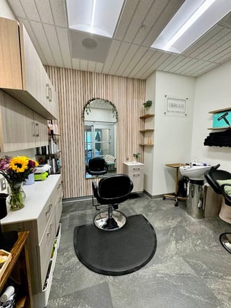 Sola Salon Studios in Baton Rouge, LA – Salon Suite for Rent