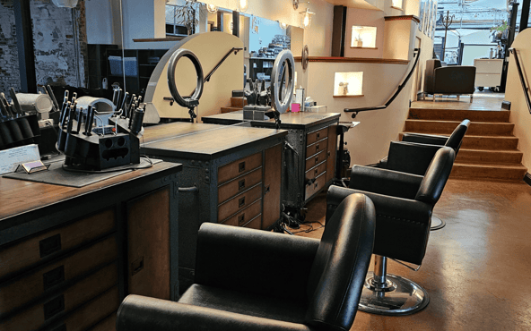 Salon Suites & Stations for Independent Beauty Pros | Signature Salon Pro