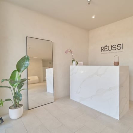 (FULLY RENOVATED) Space for Rent Available for Nail, Eyelash, Wax, and Tattoo Artist.