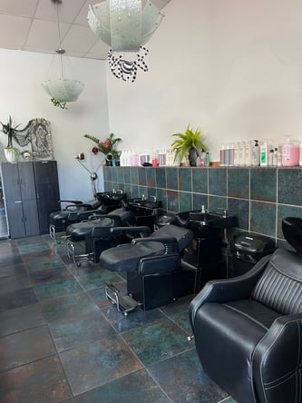 Hair Station and Private Room for Rent
