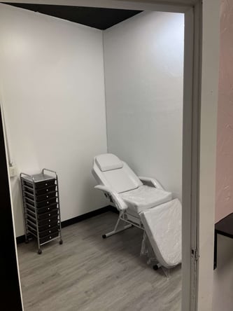 Salon Setting