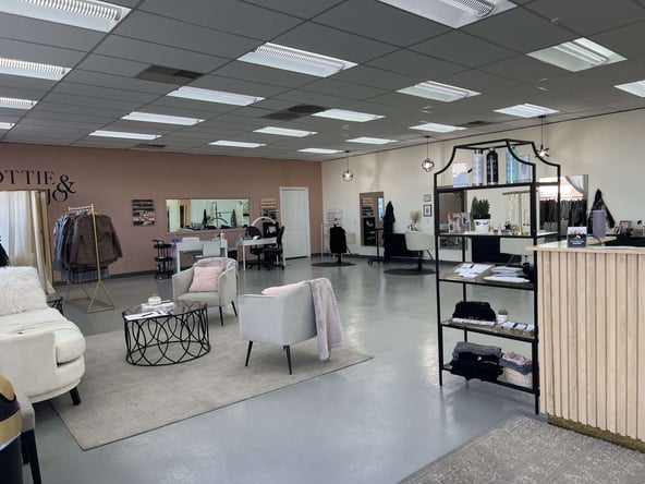 Now Hiring Booth Renters!