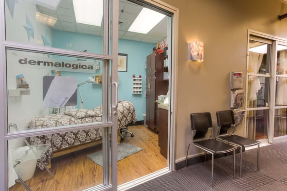 Sola Salon Studios in Denver, CO – Salon Suite for Rent