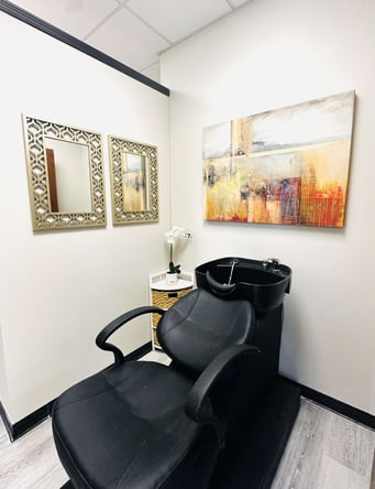 Brand new salon suites in Kennesaw, Georgia for leasing with new equipments starts from $100/week