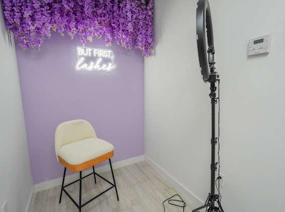 Luxury Spa Booth Rental
