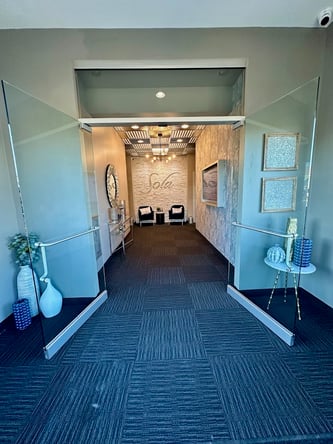 Sola Salon Studios in Janesville, WI – Salon Suite for Rent