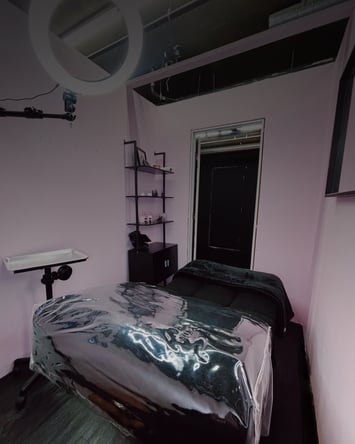 Salon Suites & Hair Station Available – Ideal for Beauty Professionals